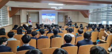 울산신문 230516 - 신송우 박사, 월평중 대상 흡연예방교육