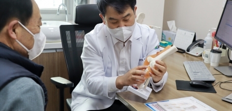 울산신문 250328 - 통증 심하지 않다고 방치했다간 무릎·허리 균형까지 무너져